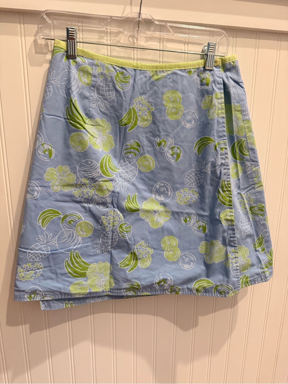 Lilly Pulitzer reversible wrap A-Line skirt. Size 6